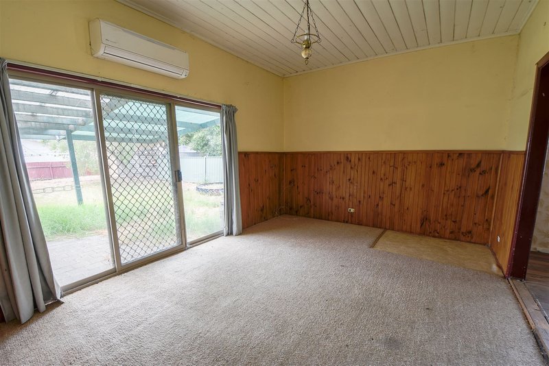 Photo - 6 Leahy Street, Nhill VIC 3418 - Image 2