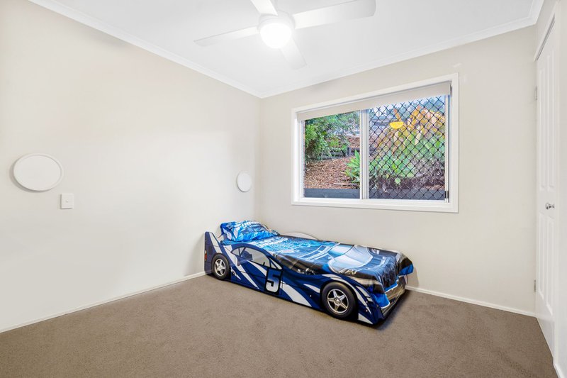 Photo - 6 Leanne Court, Mount Warren Park QLD 4207 - Image 12