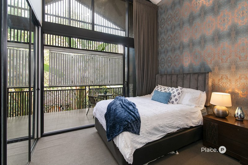 Photo - 6 Leigh Street, Coorparoo QLD 4151 - Image 14