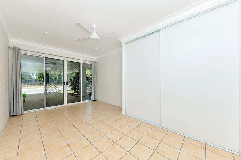 Photo - 6 Leila Avenue, Rasmussen QLD 4815 - Image 7