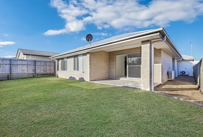 Photo - 6 Leon Capra Drive, Augustine Heights QLD 4300 - Image 13