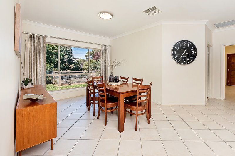 Photo - 6 Les Bell Drive, Mount Barker SA 5251 - Image 11