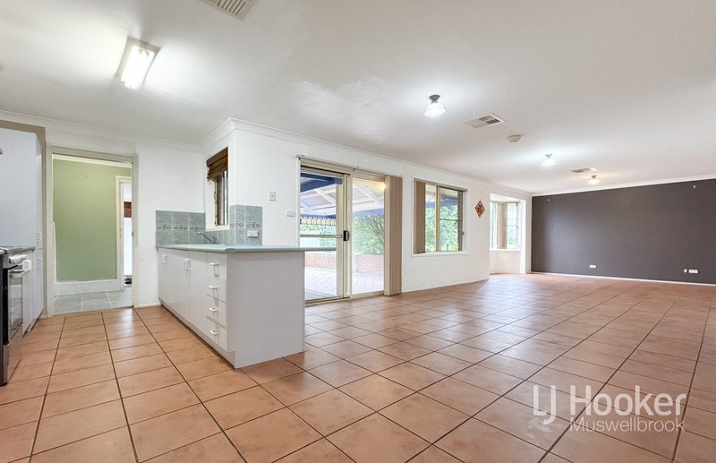 Photo - 6 Lexia Street, Muswellbrook NSW 2333 - Image 3