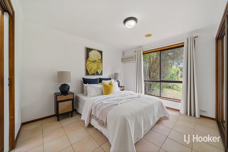 Photo - 6 Lidgett Place, Florey ACT 2615 - Image 11