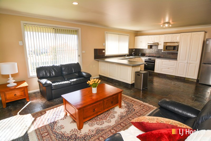 Photo - 6 Lidsdale Street, Wallerawang NSW 2845 - Image 8
