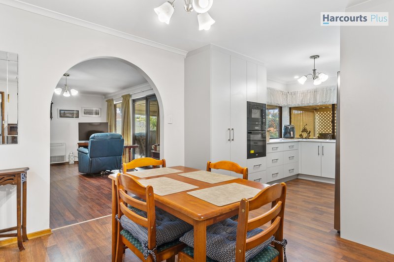 Photo - 6 Lighthouse Drive, Hallett Cove SA 5158 - Image 5