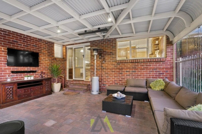 Photo - 6 Lilac Court, Frankston South VIC 3199 - Image 10