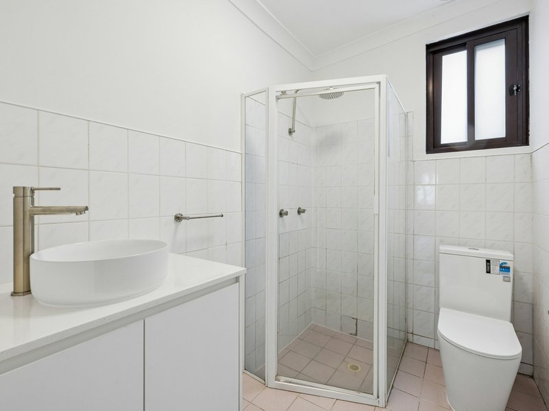 Photo - 6 Lilac Street, Punchbowl NSW 2196 - Image 5