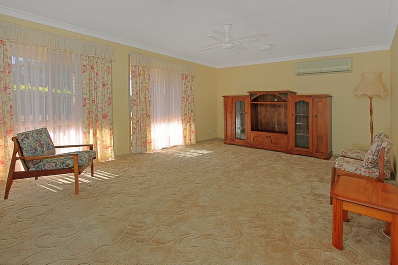 Photo - 6 Lincoln Crescent, North Batemans Bay NSW 2536 - Image 2