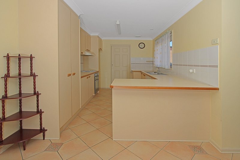 Photo - 6 Lincoln Crescent, North Batemans Bay NSW 2536 - Image 4