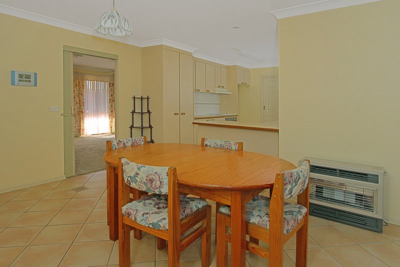 Photo - 6 Lincoln Crescent, North Batemans Bay NSW 2536 - Image 5