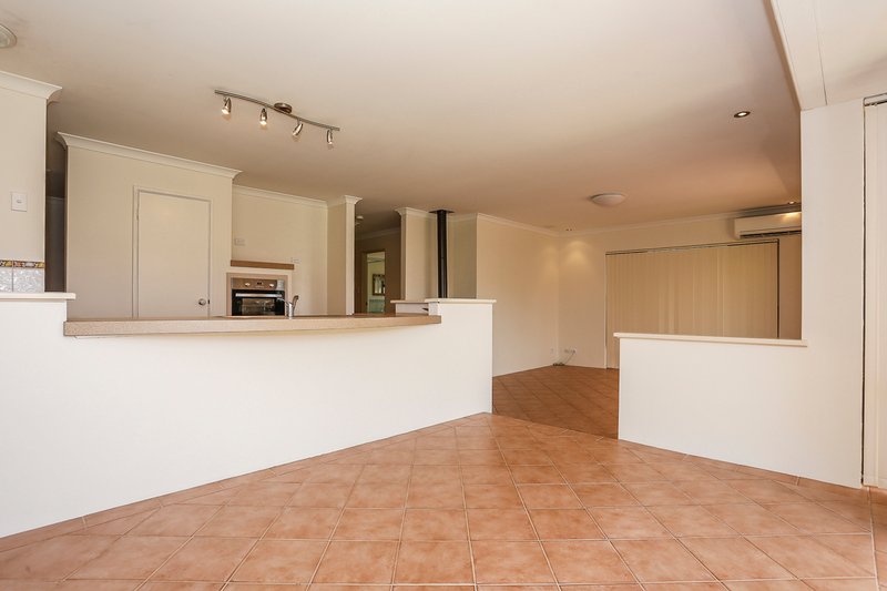 Photo - 6 Little Green Gardens, Quinns Rocks WA 6030 - Image 7