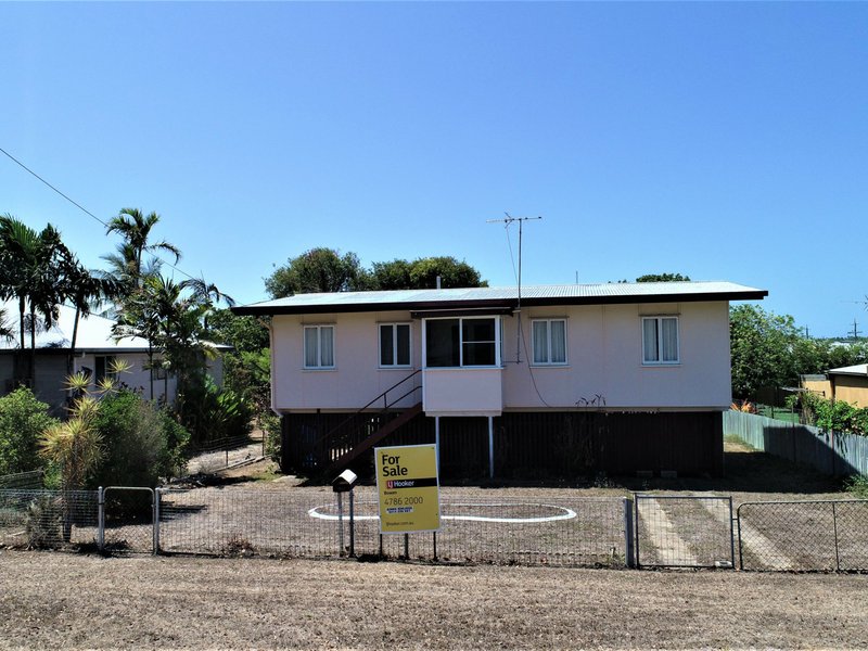 Photo - 6 Livingstone St , Bowen QLD 4805 - Image 5