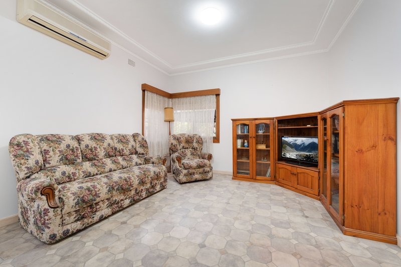 Photo - 6 Lloyd Avenue, Yagoona NSW 2199 - Image 2
