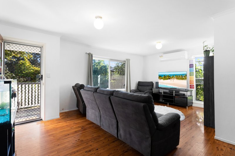 Photo - 6 Lobelia Street, Deception Bay QLD 4508 - Image 5