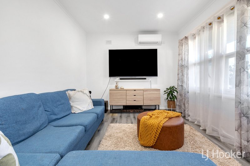 Photo - 6 Lockerly Street, Elizabeth Vale SA 5112 - Image 6