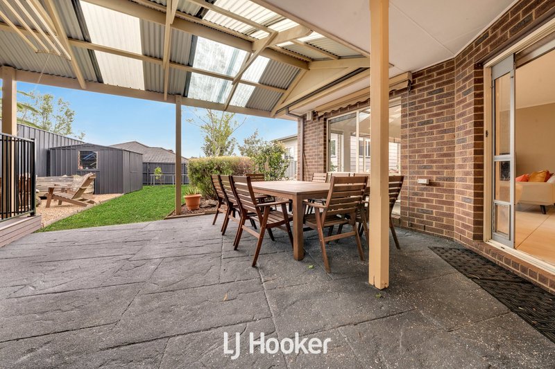 Photo - 6 Loders Way, Berwick VIC 3806 - Image 25