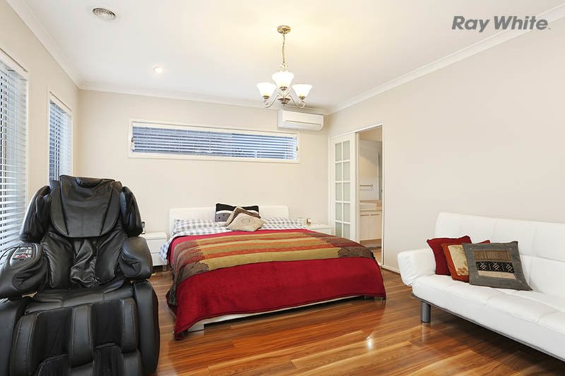 Photo - 6 Lomandra Street, Point Cook VIC 3030 - Image 11