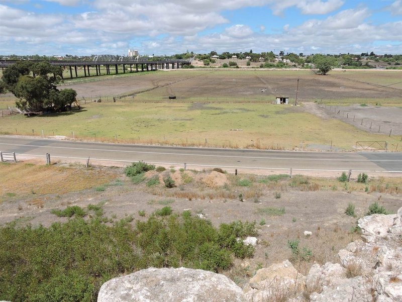 Photo - 6 Lookout Drive, Murray Bridge East SA 5253 - Image 7