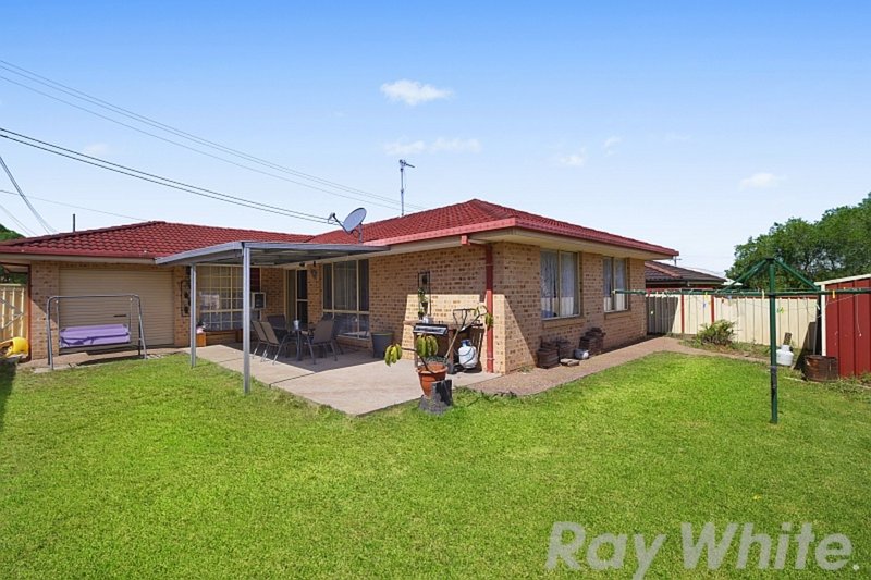 Photo - 6 Loongana Crescent, Blue Haven NSW 2262 - Image 3