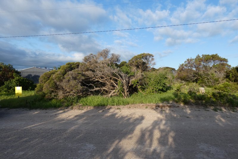 6 (Lot 242) Waltoo Street, Port Moorowie SA 5576