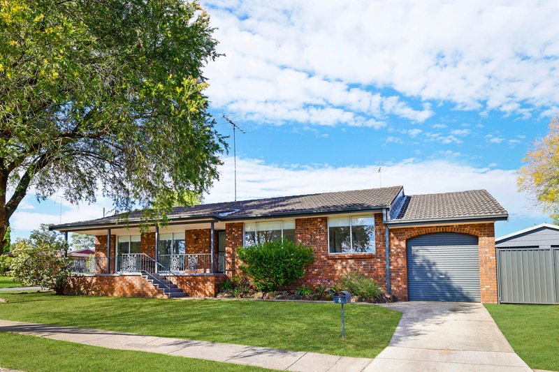 6 Lowanna Drive, South Penrith NSW 2750