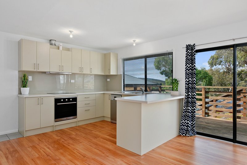 Photo - 6 Luke Avenue, Carlton TAS 7173 - Image 6