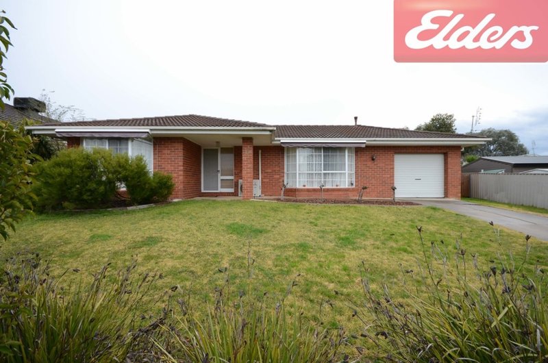 Photo - 6 Lyons Place, Wodonga VIC 3690 - Image 1