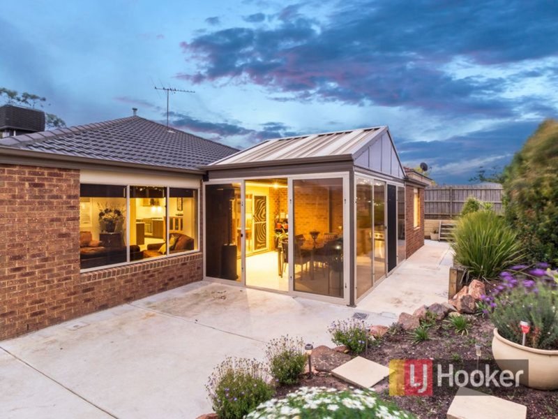 Photo - 6 Lytham Court, Cranbourne VIC 3977 - Image 17