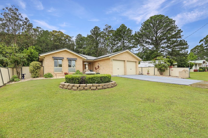 6 Mackenzie Street, Bulahdelah NSW 2423