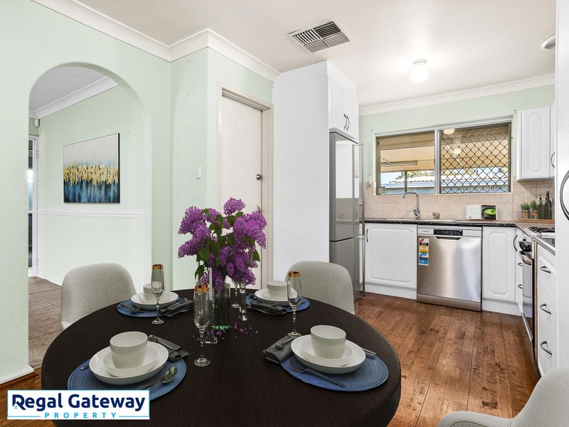 Photo - 6 Madden Way, Parmelia WA 6167 - Image 3