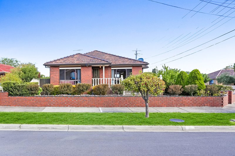 Photo - 6 Madera Drive, Thomastown VIC 3074 - Image 2