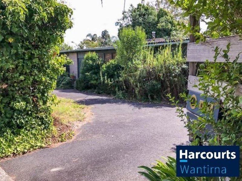 Photo - 6 Magnolia Street, Wantirna VIC 3152 - Image 2