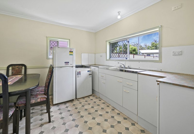 Photo - 6 Magra Crt , Eagleby QLD 4207 - Image 15