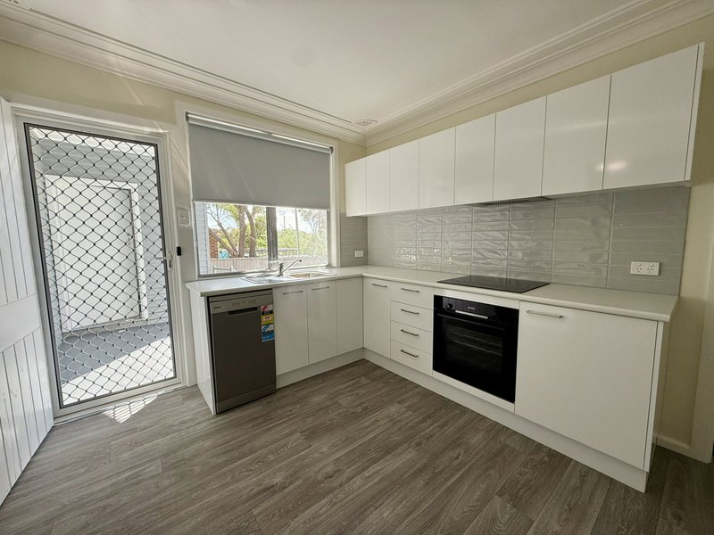 Photo - 6 Main Street, Killarney Vale NSW 2261 - Image 3
