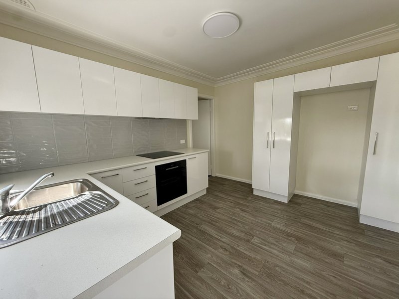 Photo - 6 Main Street, Killarney Vale NSW 2261 - Image 4