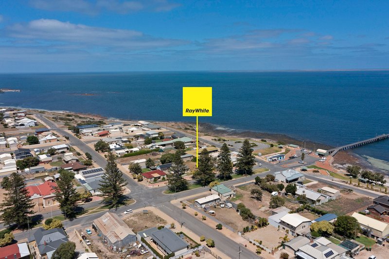 Photo - 6 Main Street, Port Victoria SA 5573 - Image 7