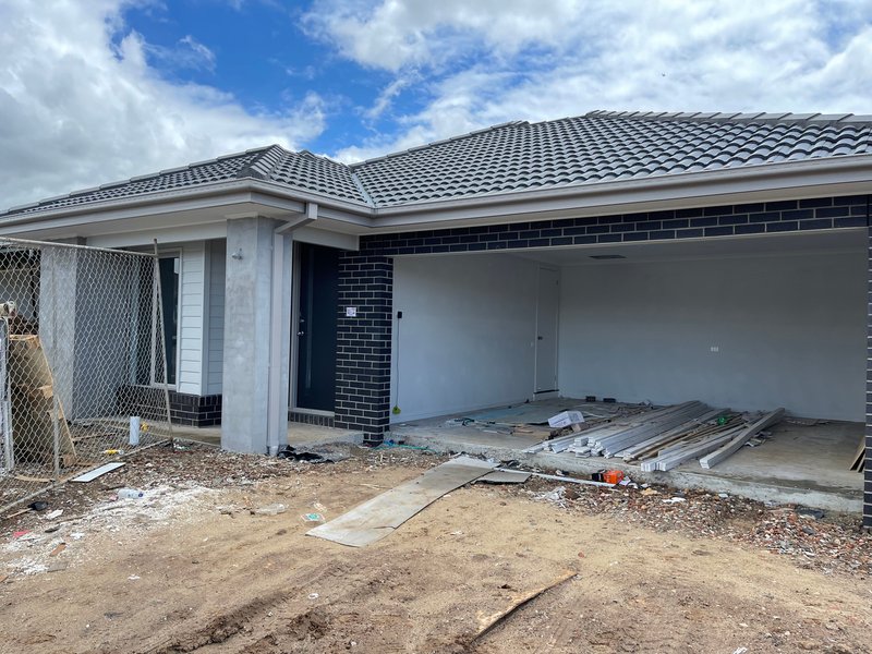 6 Mainland Way, Werribee VIC 3030