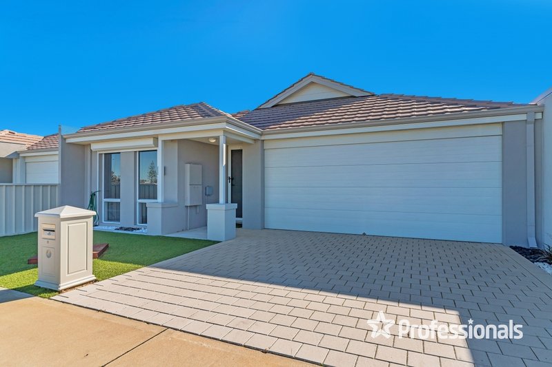 6 Mallina Crescent, Golden Bay WA 6174