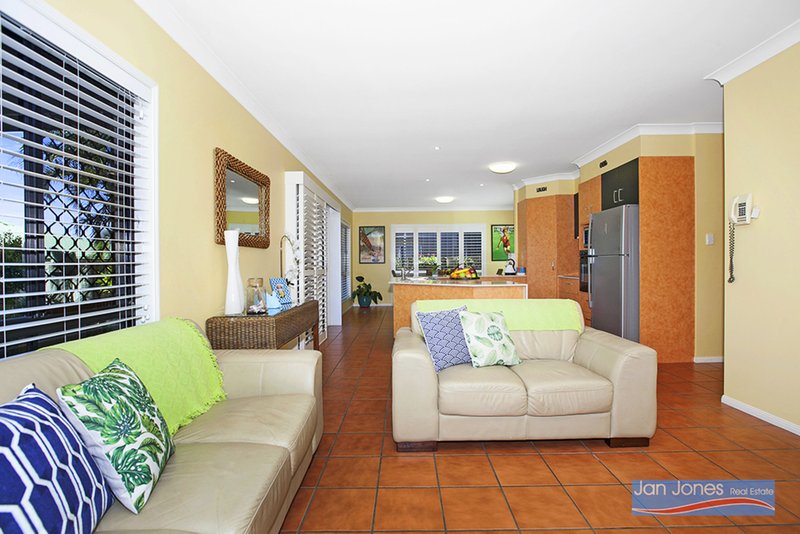 Photo - 6 Mangrove Ct , Rothwell QLD 4022 - Image 4