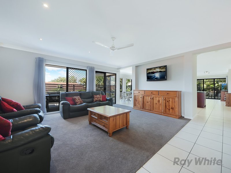 Photo - 6 Manor Close, Murrumba Downs QLD 4503 - Image 10