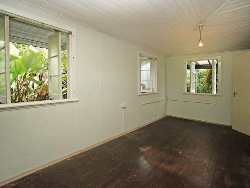 Photo - 6 Maple Street, Millaa Millaa QLD 4886 - Image 14