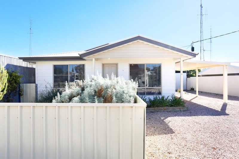 Photo - 6 Marden Street, Wallaroo SA 5556 - Image 11