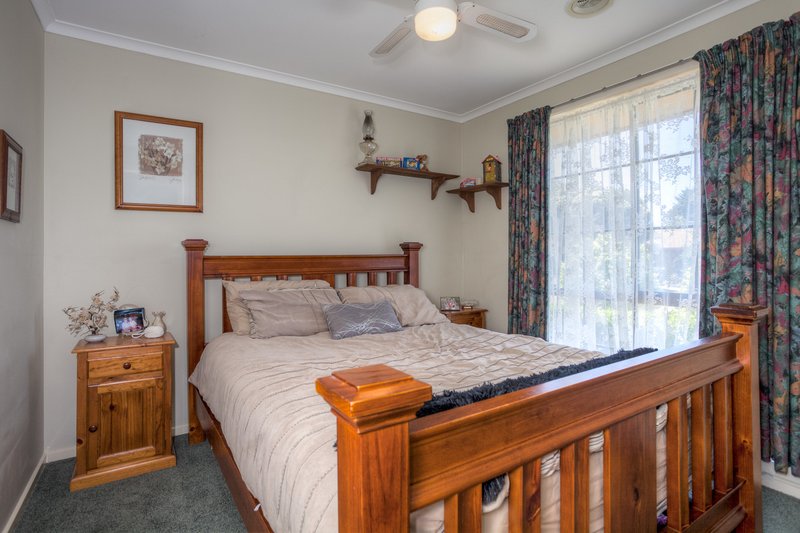 Photo - 6 Marjorie Avenue, Sunbury VIC 3429 - Image 21