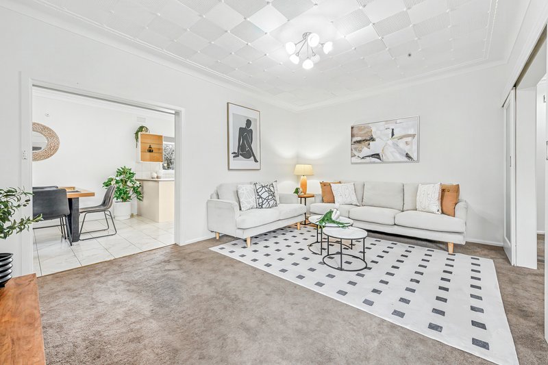 Photo - 6 Marrbridge Road, Moorabbin VIC 3189 - Image 5