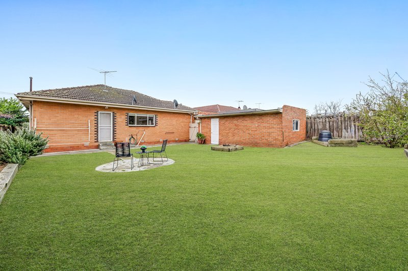 Photo - 6 Marrbridge Road, Moorabbin VIC 3189 - Image 10