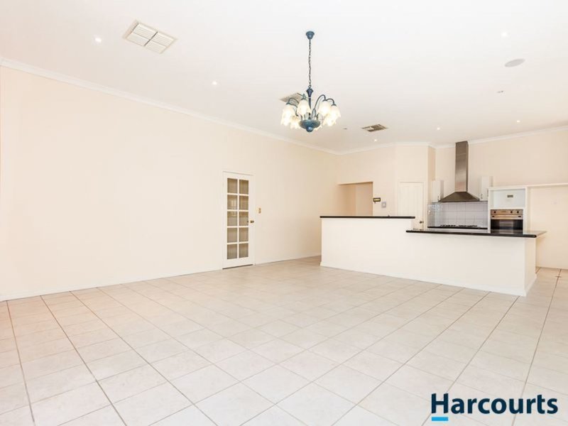 Photo - 6 Marriot Turn, Currambine WA 6028 - Image 20