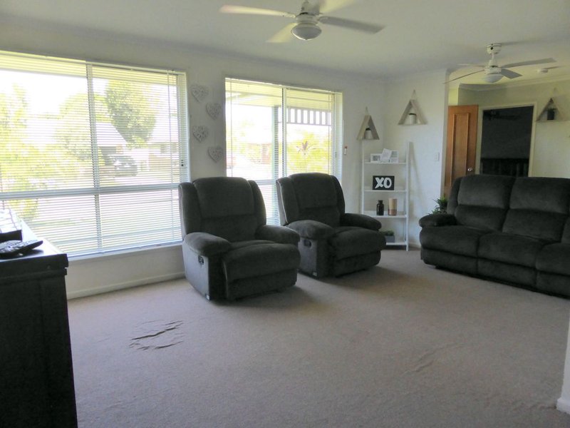 Photo - 6 Mary-Leigh Street, Deception Bay QLD 4508 - Image 6