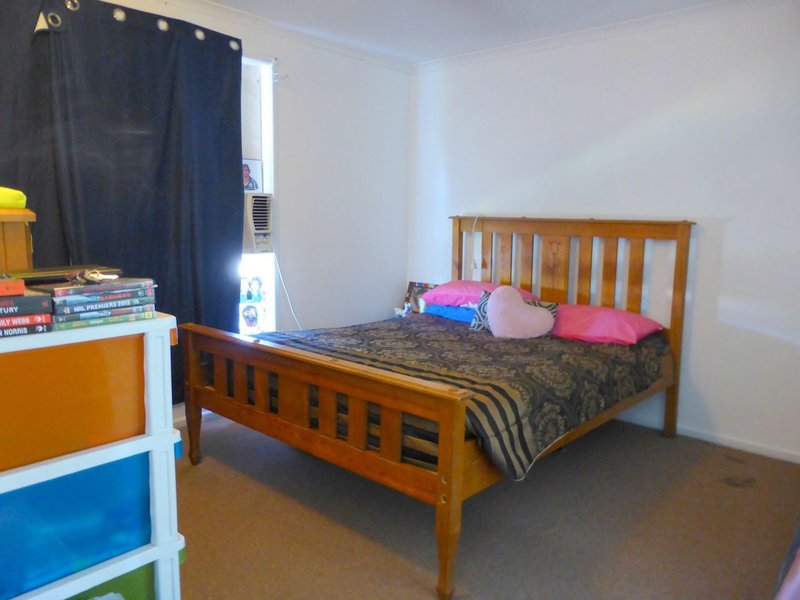 Photo - 6 Mary-Leigh Street, Deception Bay QLD 4508 - Image 12