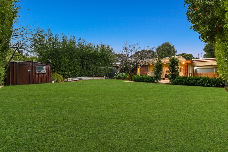 Photo - 6 Marykirk Drive, Wheelers Hill VIC 3150 - Image 15